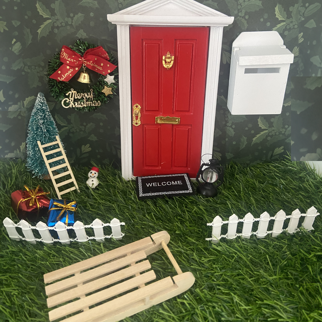 Christmas Red Fairy Door Set